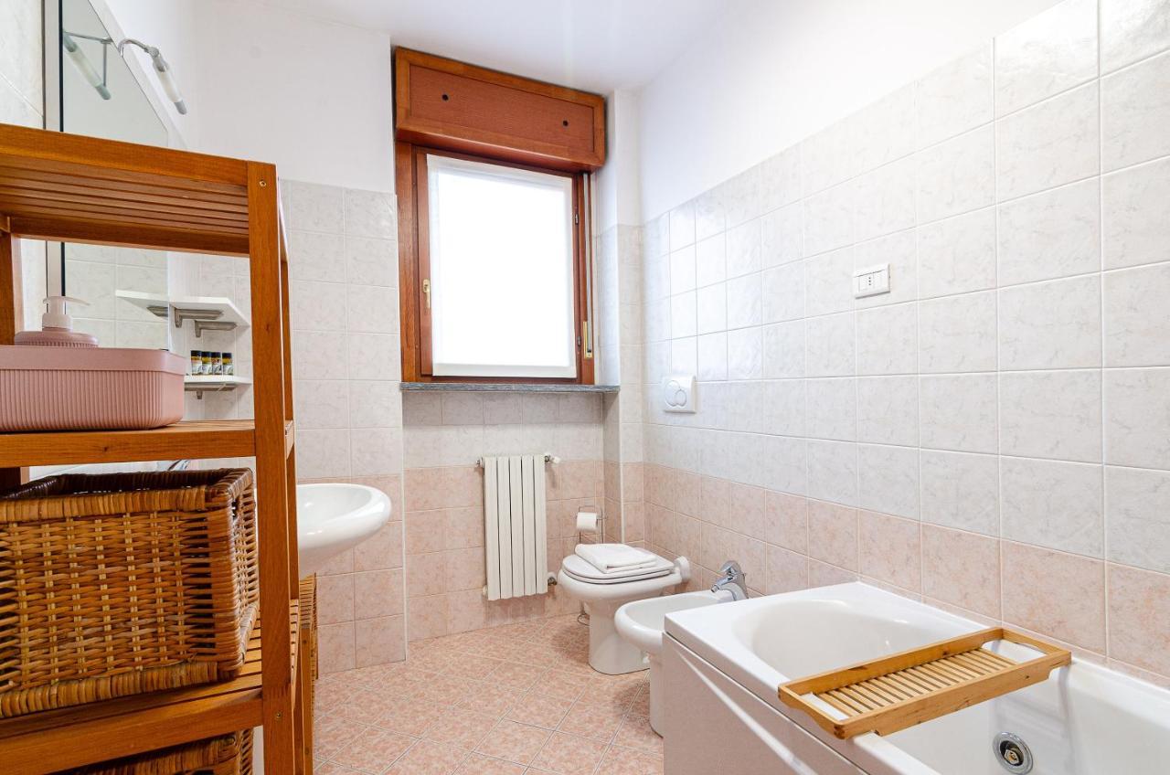 Park View Apartment - Milano Navigli Eksteriør billede