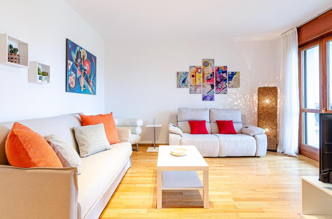 Park View Apartment - Milano Navigli Eksteriør billede